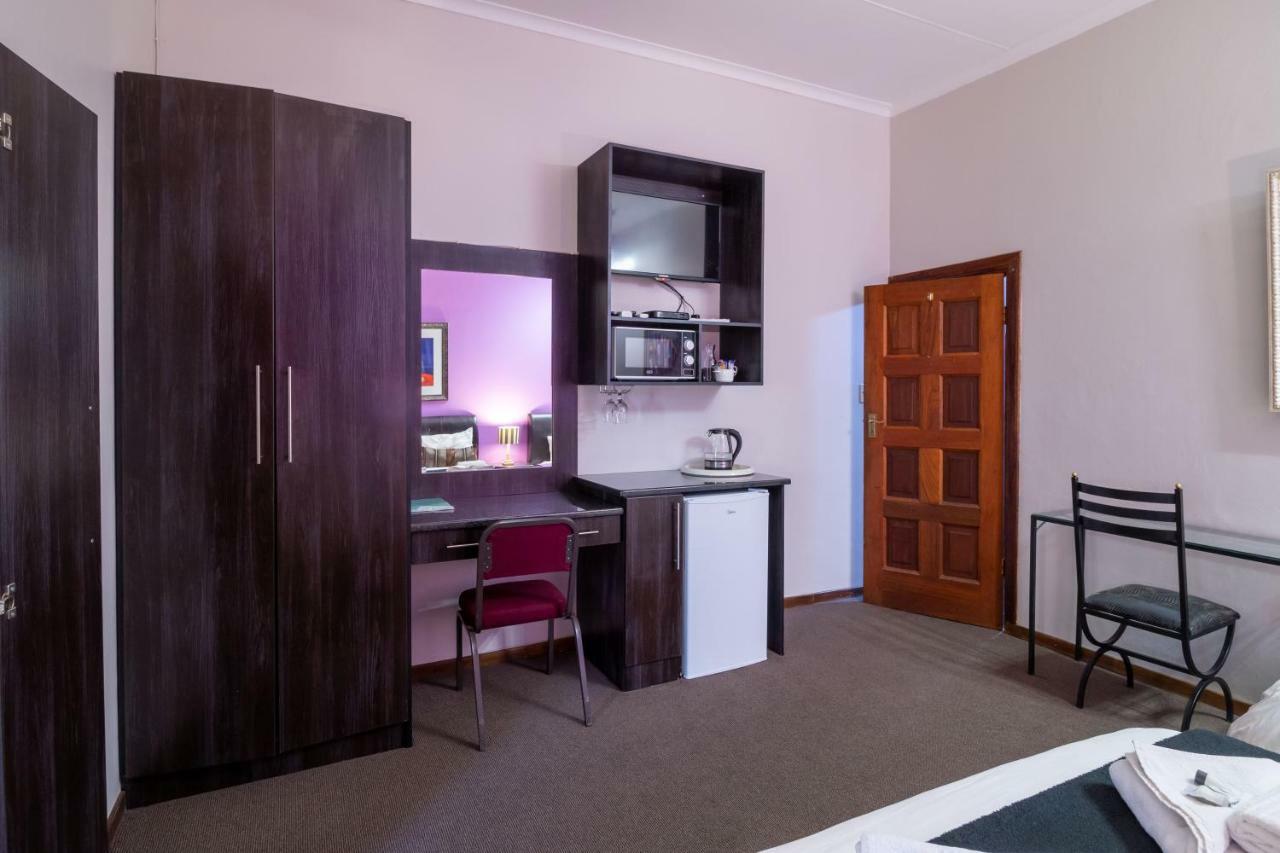 Lala Dene Lodge บลูมฟอนเทน ภายนอก รูปภาพ