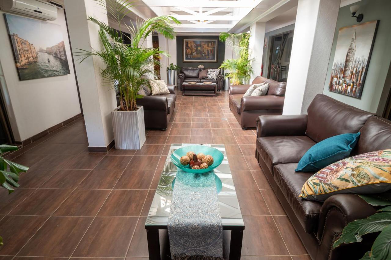 Lala Dene Lodge บลูมฟอนเทน ภายนอก รูปภาพ